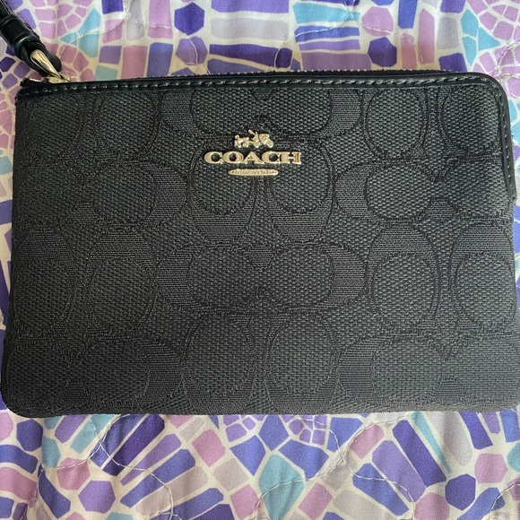 Coach Handbags - Coach Wristlet - like New